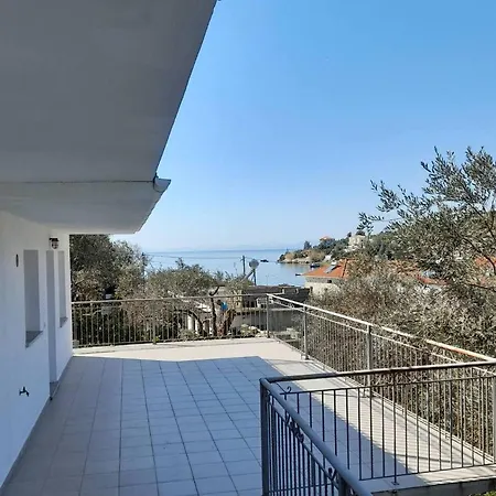 Vakantiehuis House Chorto