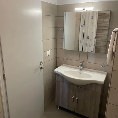 House Semesterbostad